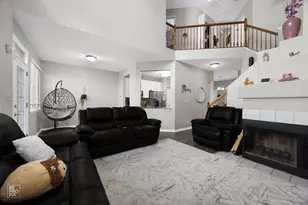 2171 Lake Ridge Dr, Glendale Heights, IL 60139 - Photo 7