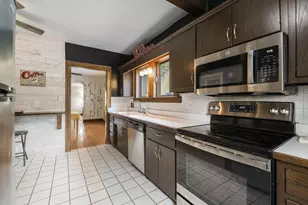 816 Paris Ave, Rockford, IL 61107 - Photo 15
