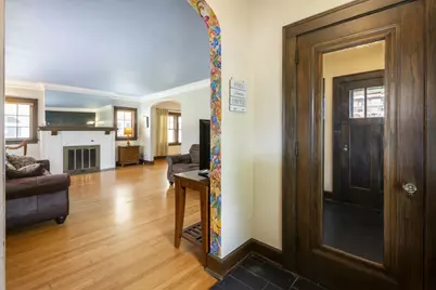 816 Paris Avenue, Rockford, IL 61107 - Photo 5
