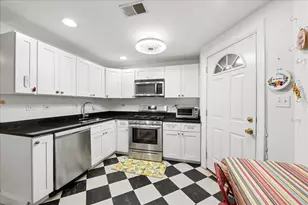 3845 W Altgeld St, Chicago, IL 60647 - Photo 9