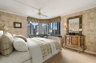 195 N Harbor Dr, Chicago, IL 60601 - Photo 19
