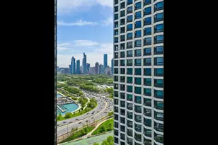 195 N Harbor Dr, Chicago, IL 60601 - Photo 23