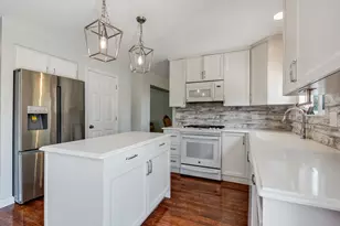 4508 Deames St, Plano, IL 60545 - Photo 9