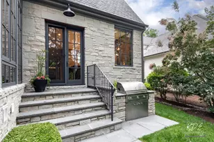 465 White Oak Dr, Naperville, IL 60540 - Photo 93