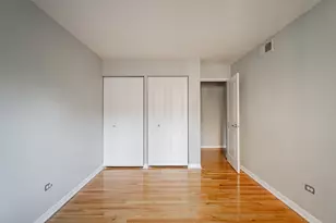 541 W Oakdale Ave, Chicago, IL 60657 - Photo 9