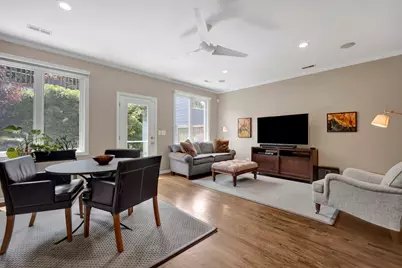 1727 W Peterson Avenue, Chicago, IL 60660 - Photo 21