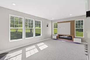 6530 Marble Ln, Carpentersville, IL 60110 - Photo 3