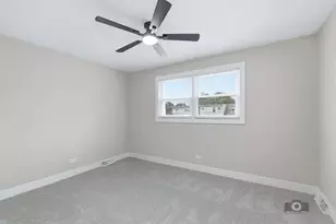 1050 W 87th St, Chicago, IL 60620 - Photo 9