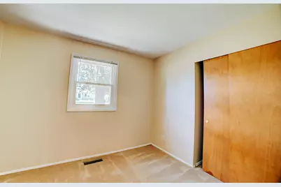 625 W Blue Street, Sheldon, IL 60966 - Photo 17
