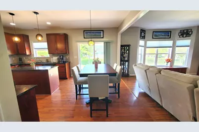 40W216 Chapman Court, Geneva, IL 60134 - Photo 13