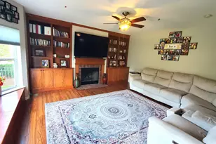 40W216 Chapman Ct, Geneva, IL 60134 - Photo 15