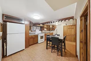 5725 N Artesian Ave, Chicago, IL 60659 - Photo 15