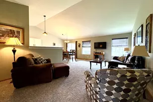 3150 Montrose Dr, Lake in the Hills, IL 60156 - Photo 5