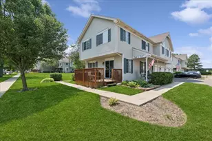 141 Village Creek Dr, Lake in the Hills, IL 60156 - Photo 19