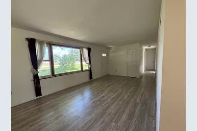 3100 Harris Drive, Joliet, IL 60431 - Photo 7