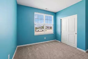 1155 Heritage Ct, Pingree Grove, IL 60140 - Photo 15