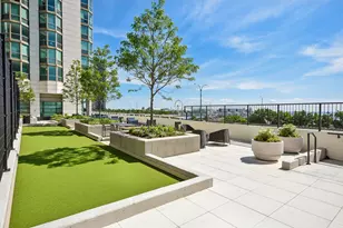 195 N Harbor Dr, Chicago, IL 60601 - Photo 41