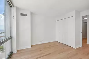 195 N Harbor Dr, Chicago, IL 60601 - Photo 19