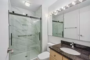 195 N Harbor Dr, Chicago, IL 60601 - Photo 17