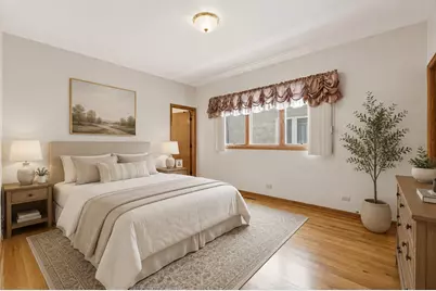 4818 N Sayre Avenue, Chicago, IL 60656 - Photo 9