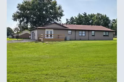 110 Grayson Road, Eldorado, IL 62930 - Photo 5