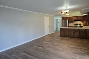 110 Grayson Rd, Eldorado, IL 62930 - Photo 19