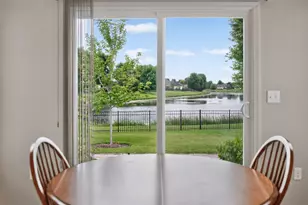 336 E Cloverlane Dr, Sycamore, IL 60178 - Photo 17