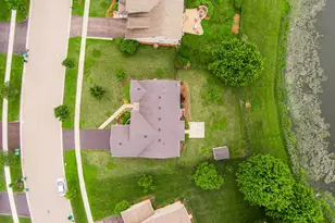 336 E Cloverlane Dr, Sycamore, IL 60178 - Photo 5