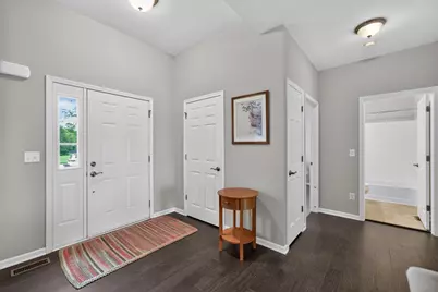 336 E Cloverlane Drive, Sycamore, IL 60178 - Photo 11