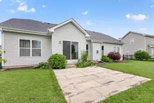 336 E Cloverlane Dr, Sycamore, IL 60178 - Photo 35