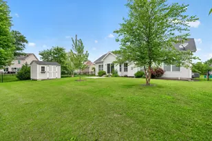 336 E Cloverlane Dr, Sycamore, IL 60178 - Photo 33