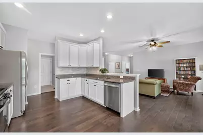 336 E Cloverlane Drive, Sycamore, IL 60178 - Photo 19