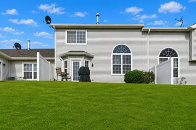 58 Rolling Oaks Road #B, Sugar Grove, IL 60554 - Photo 19