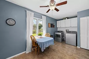 909 Ash Dr, Colona, IL 61241 - Photo 9