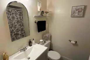 408 W Briar Pl, Chicago, IL 60657 - Photo 7