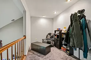109 S Canyon Dr, Bolingbrook, IL 60490 - Photo 13