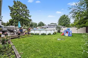109 S Canyon Dr, Bolingbrook, IL 60490 - Photo 23