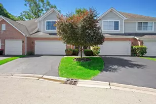 324 Turnberry Ln, Glen Ellyn, IL 60137 - Photo 3