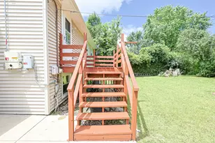 1412 Windsor Cir, Carpentersville, IL 60110 - Photo 25