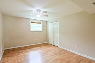 1412 Windsor Cir, Carpentersville, IL 60110 - Photo 21
