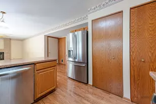 1889 McRae Ln, Mundelein, IL 60060 - Photo 15
