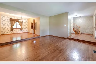 1889 McRae Lane, Mundelein, IL 60060 - Photo 7