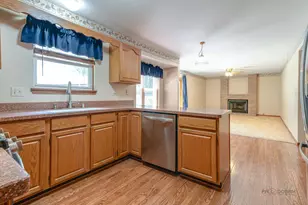 1889 McRae Ln, Mundelein, IL 60060 - Photo 13