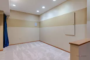 1889 McRae Ln, Mundelein, IL 60060 - Photo 35