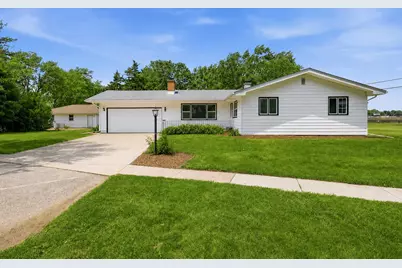 70 Mary Ln Court, Crystal Lake, IL 60014 - Photo 1