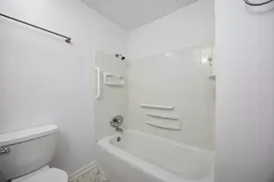 70 Mary Ln Ct, Crystal Lake, IL 60014 - Photo 27