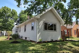 604 Frances Ave, Loves Park, IL 61111 - Photo 3