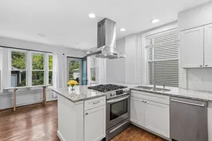 1025 Garnett Pl, Evanston, IL 60201 - Photo 9