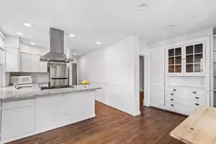 1025 Garnett Pl, Evanston, IL 60201 - Photo 11
