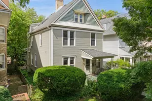 1025 Garnett Pl, Evanston, IL 60201 - Photo 1